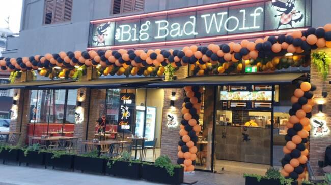 The Big Bad Wolf – Souvlaki & Burger Bar Νέο κατάστημα στη Λευκωσία