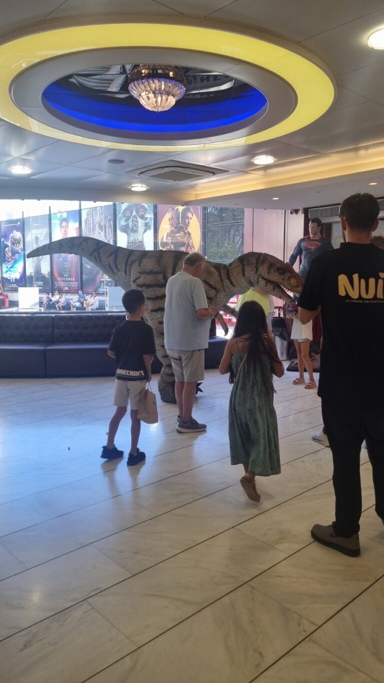 Jurassic Park στα Options Cinemas: Όταν οι Δεινόσαυροι Κάνουν Την Εμφάνισή Τους για Μια Προϊστορική Εμπειρία!